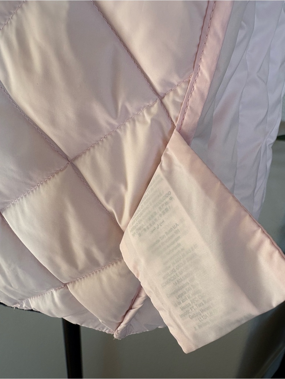 Tory Sport Women’s Soft Pink Quilted, Lightweight Puffer Vest - Picture 7 of 13